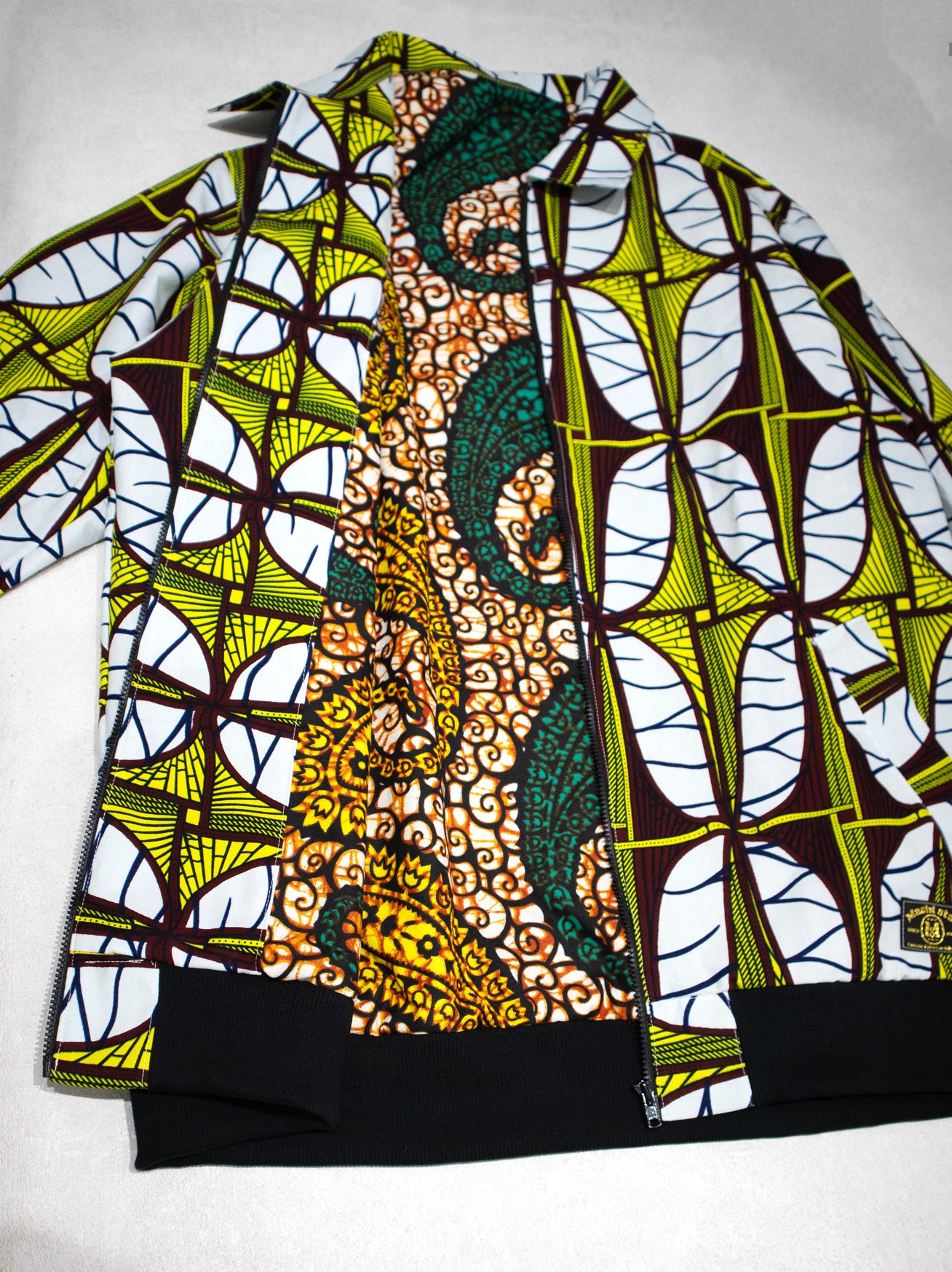 【UNISEX】裏地付きZIPジャンパー/WHITESHURI