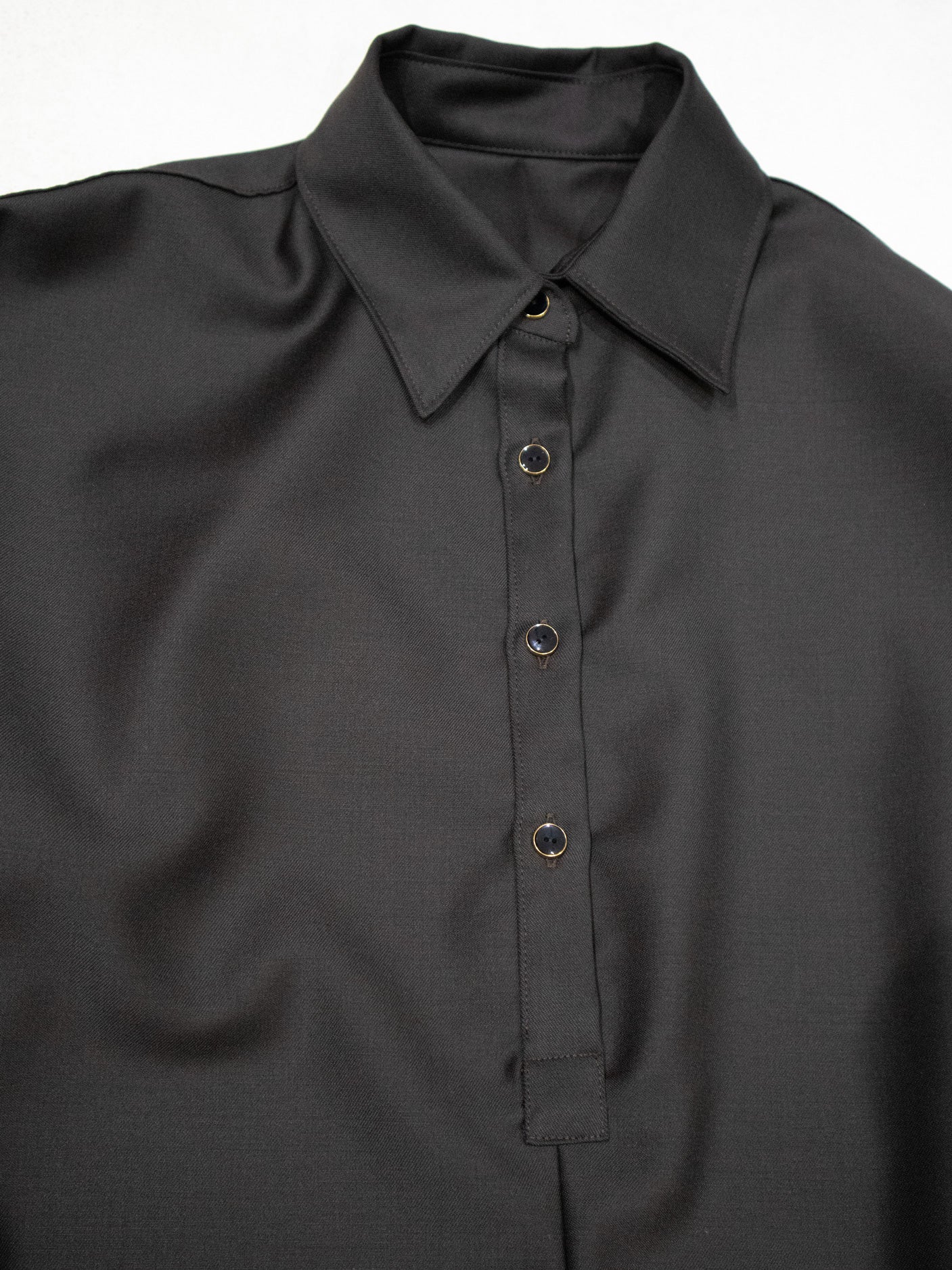 ウールワンピース／BROWN・LEAF