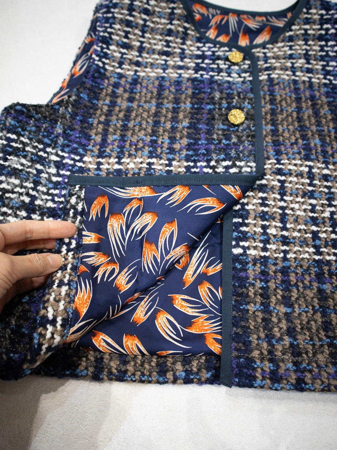 イタリア製生地のツィードベスト／BLUE