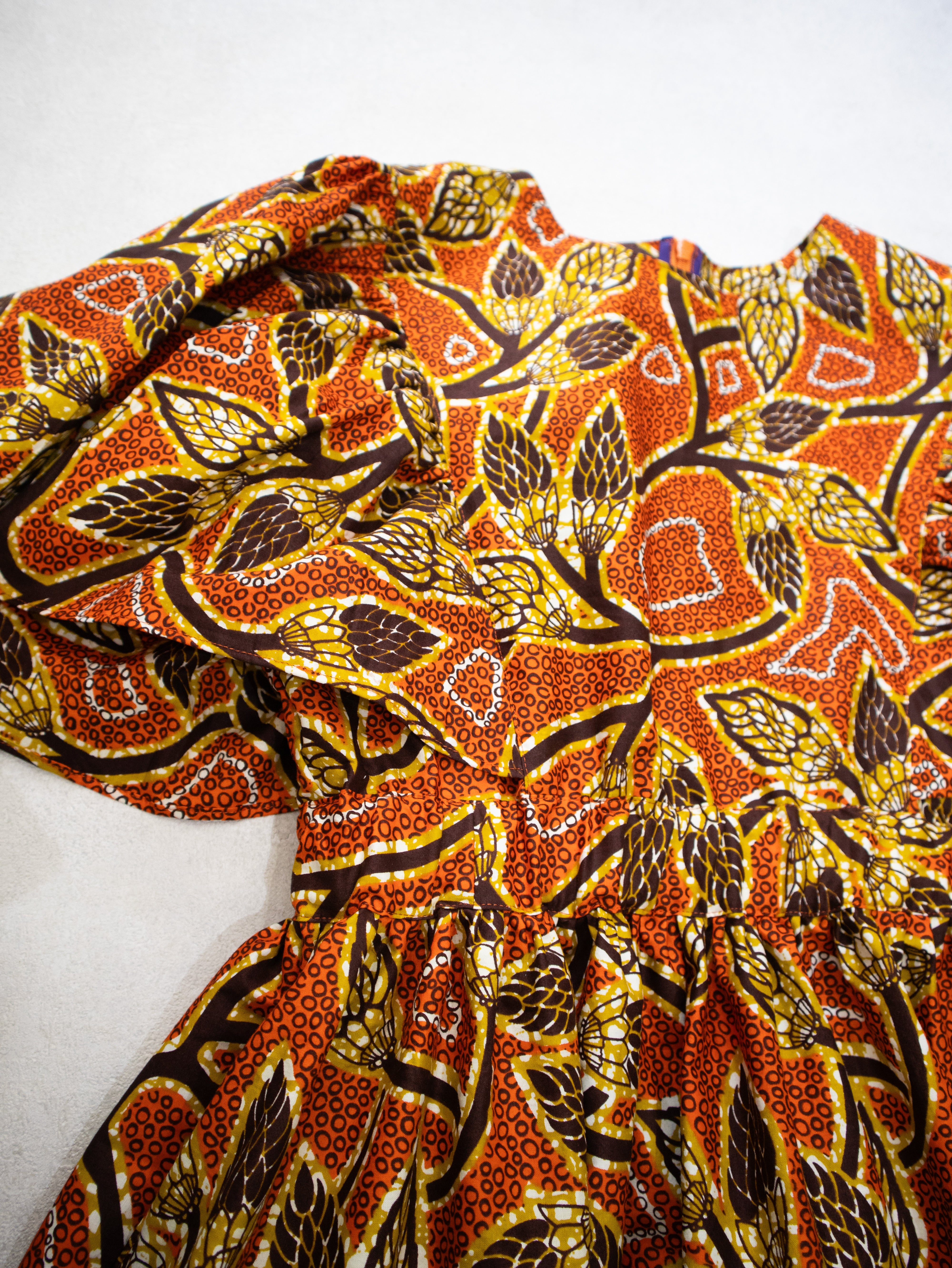 フラワースリーブマキシワンピース／BUD
