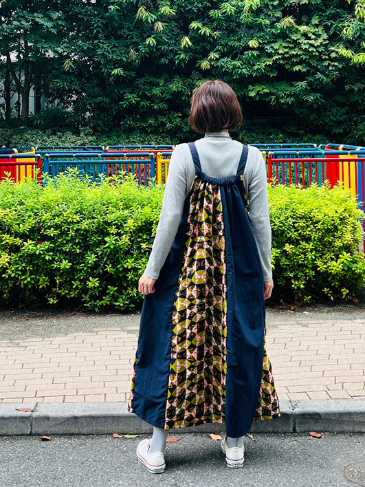撥水サスペンダーワンピースPATCHWORK／NVY・ACORN