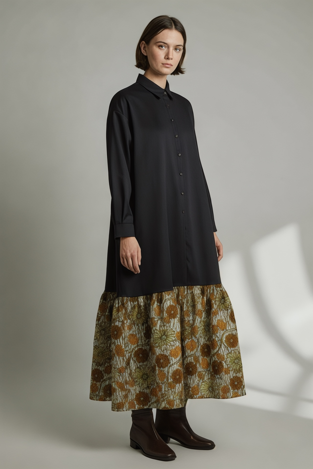 ウールワンピース／BROWN・FROWER