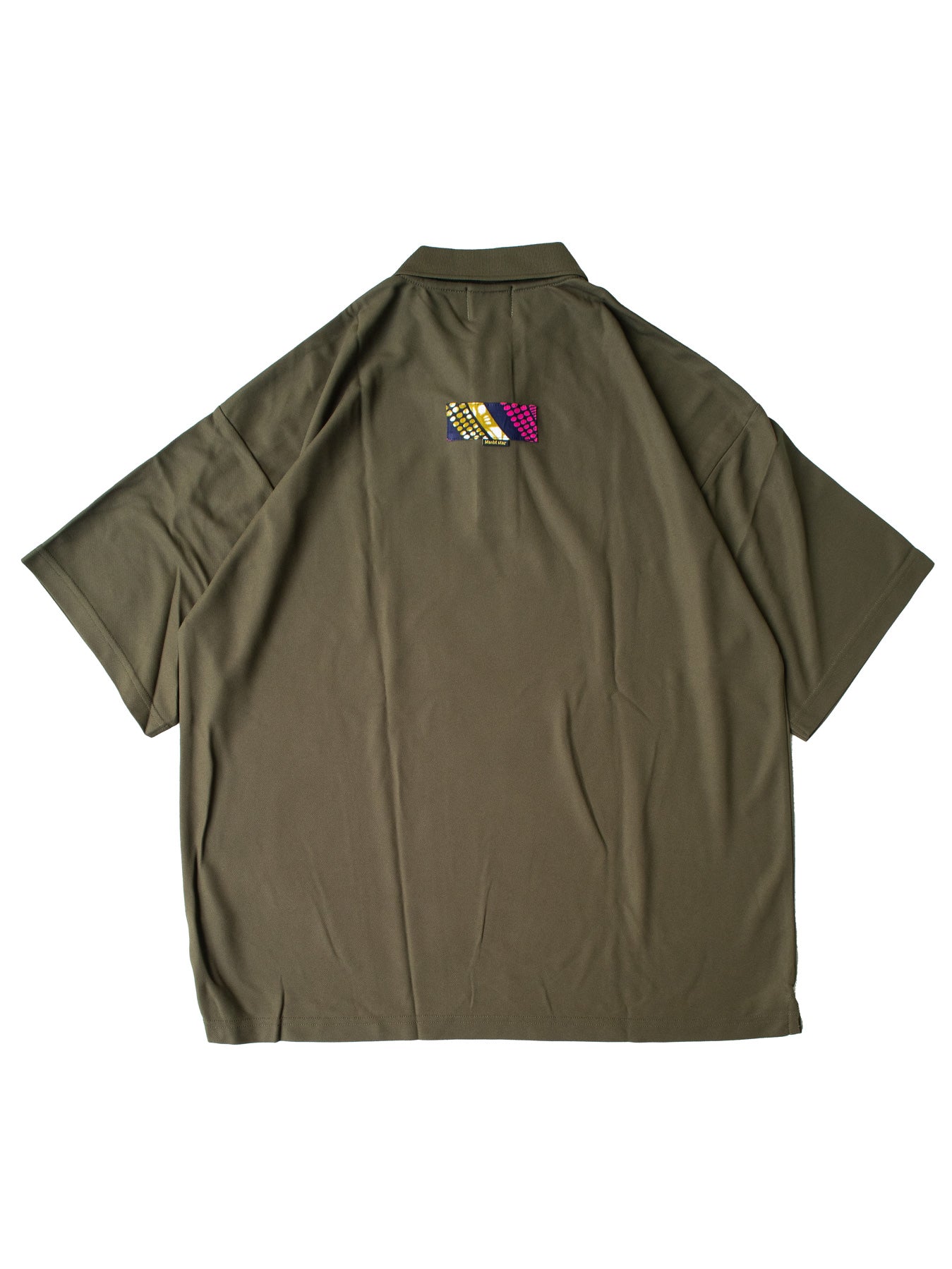 オーバーサイズロゴ刺繍ポロシャツ／KAHKI